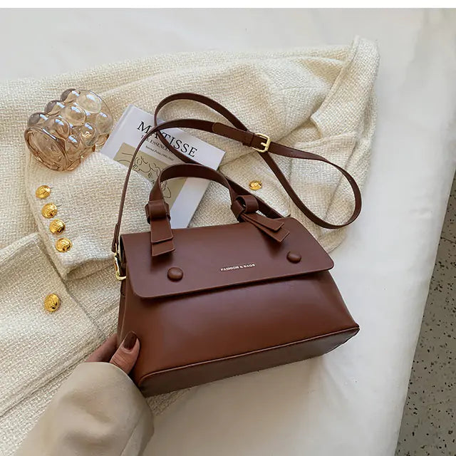 Elegant Vintage Square Bag - Retro Chic Style