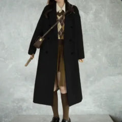 Chic Trench Coat: Stylish & Cozy