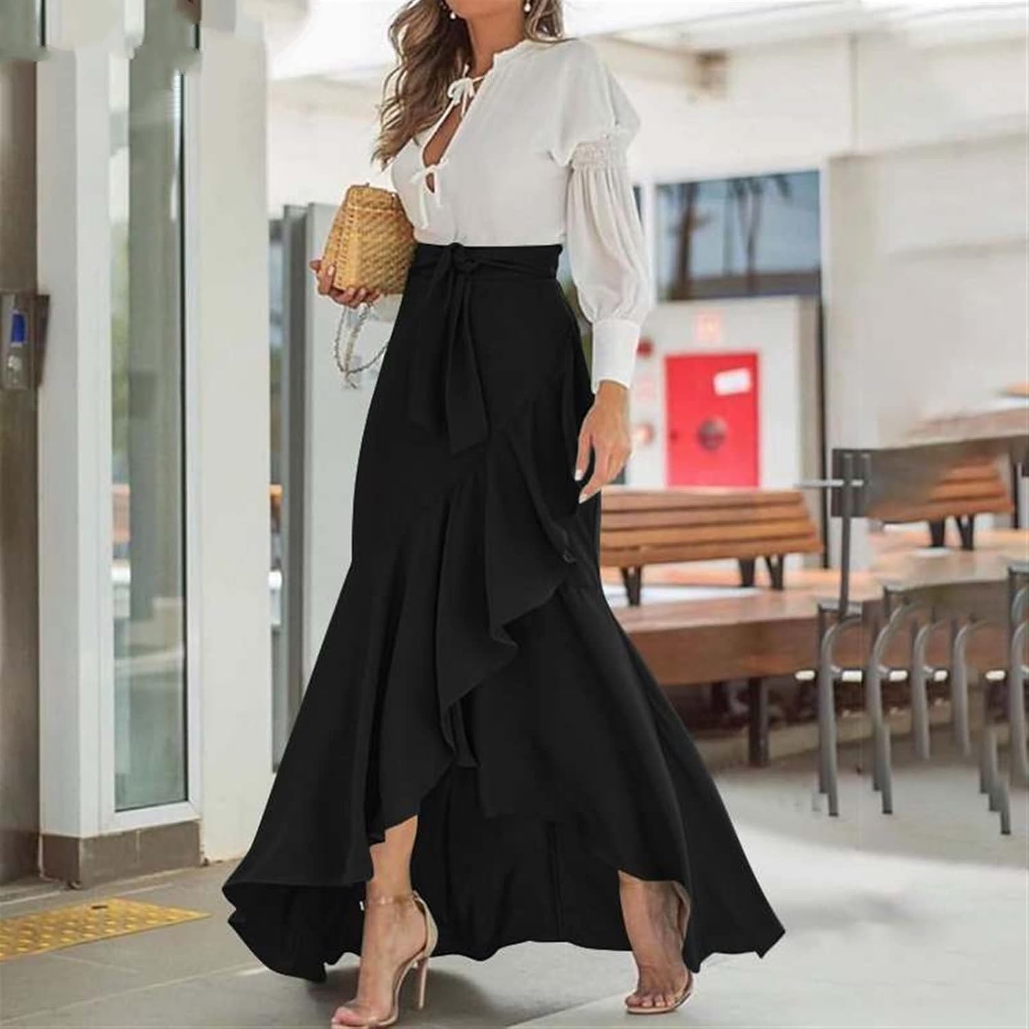 Chic Ladies' Ruffled Skirt - Casual & Breezy Fit