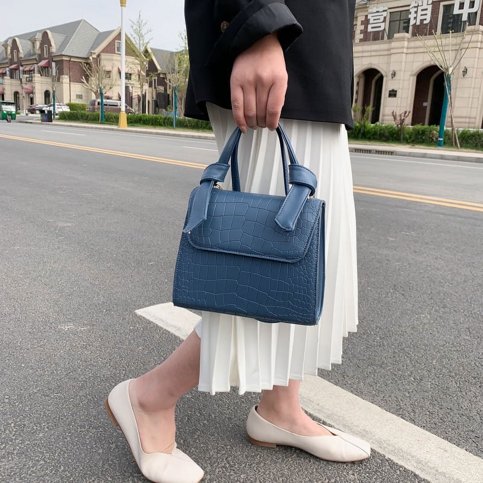 Trendy Crocodile Pattern Mini Shoulder Bag