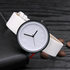 Elegant Women's Quartz Watch with PU Leather Strap