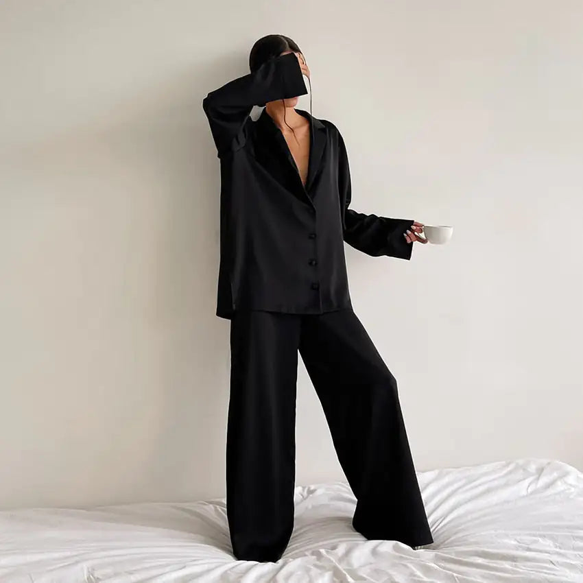 Olivia Oversized Pajamas - Comfort & Style for Restful Nights
