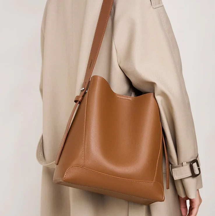 Chic Genuine Leather Shoulder Bag in Various Colors