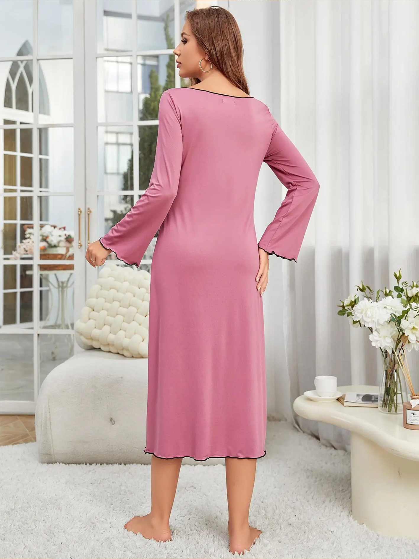 Elegant Women's Nightdress - Cozy & Stylish