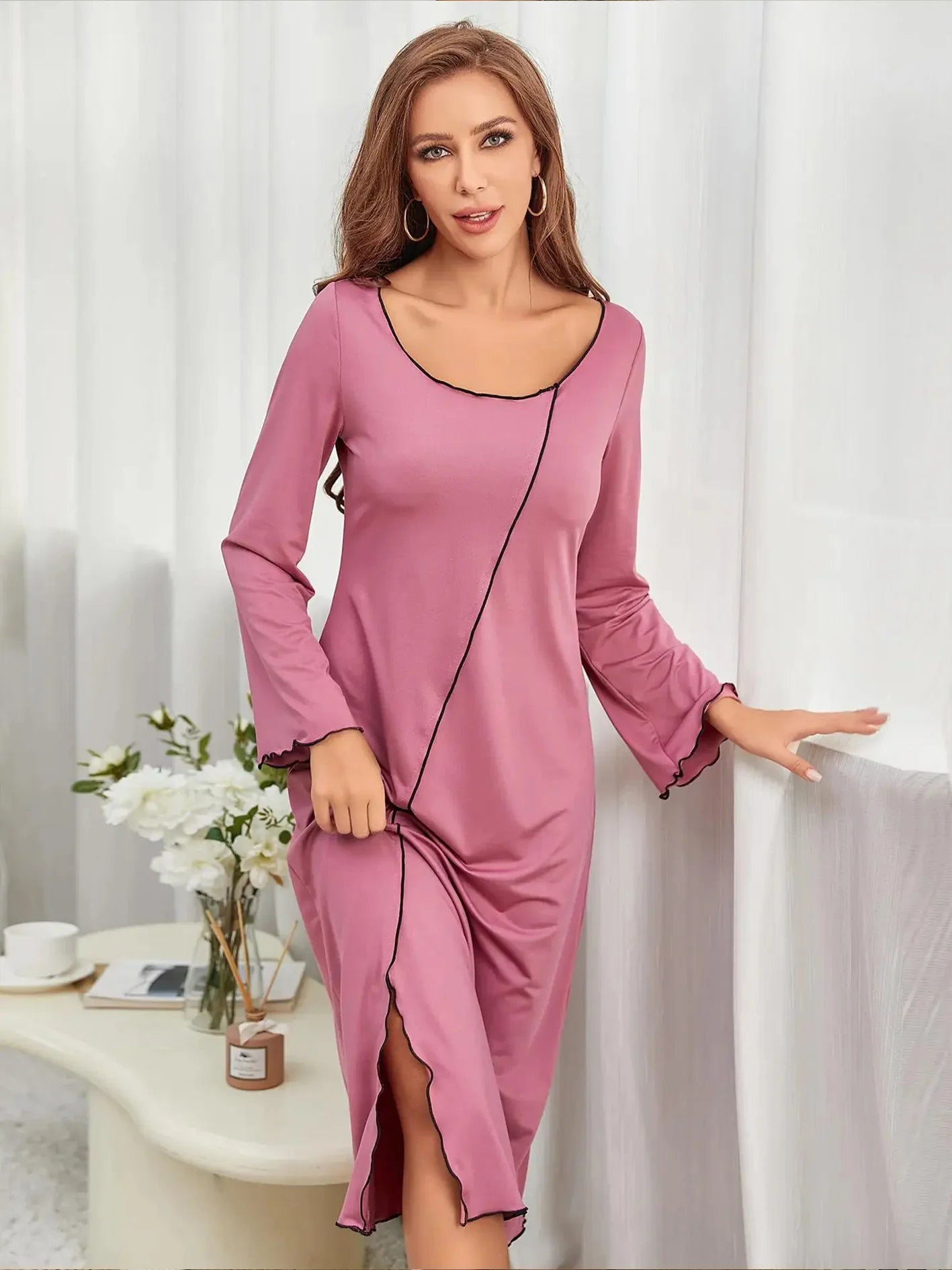 Elegant Women's Nightdress - Cozy & Stylish