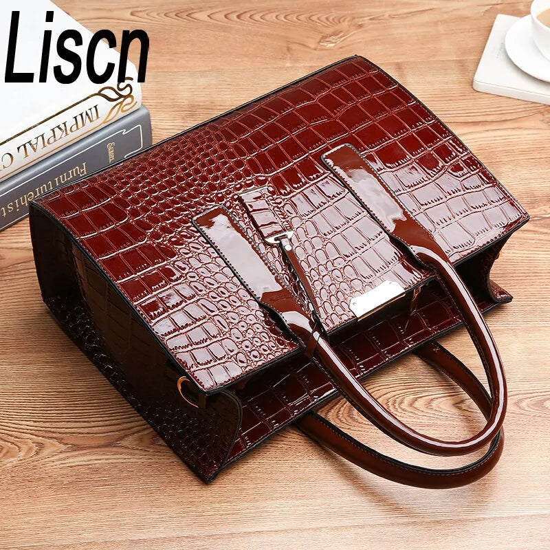 Elegant Leather Shoulder Bag - Versatile & Stylish