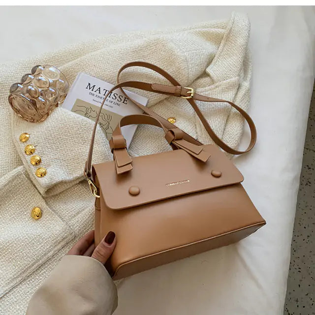 Elegant Vintage Square Bag - Retro Chic Style
