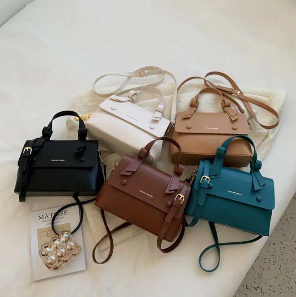 Elegant Vintage Square Bag - Retro Chic Style