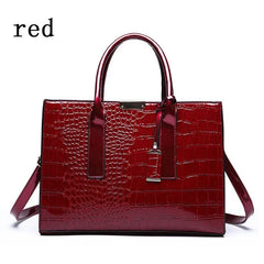 Elegant Leather Shoulder Bag - Versatile & Stylish
