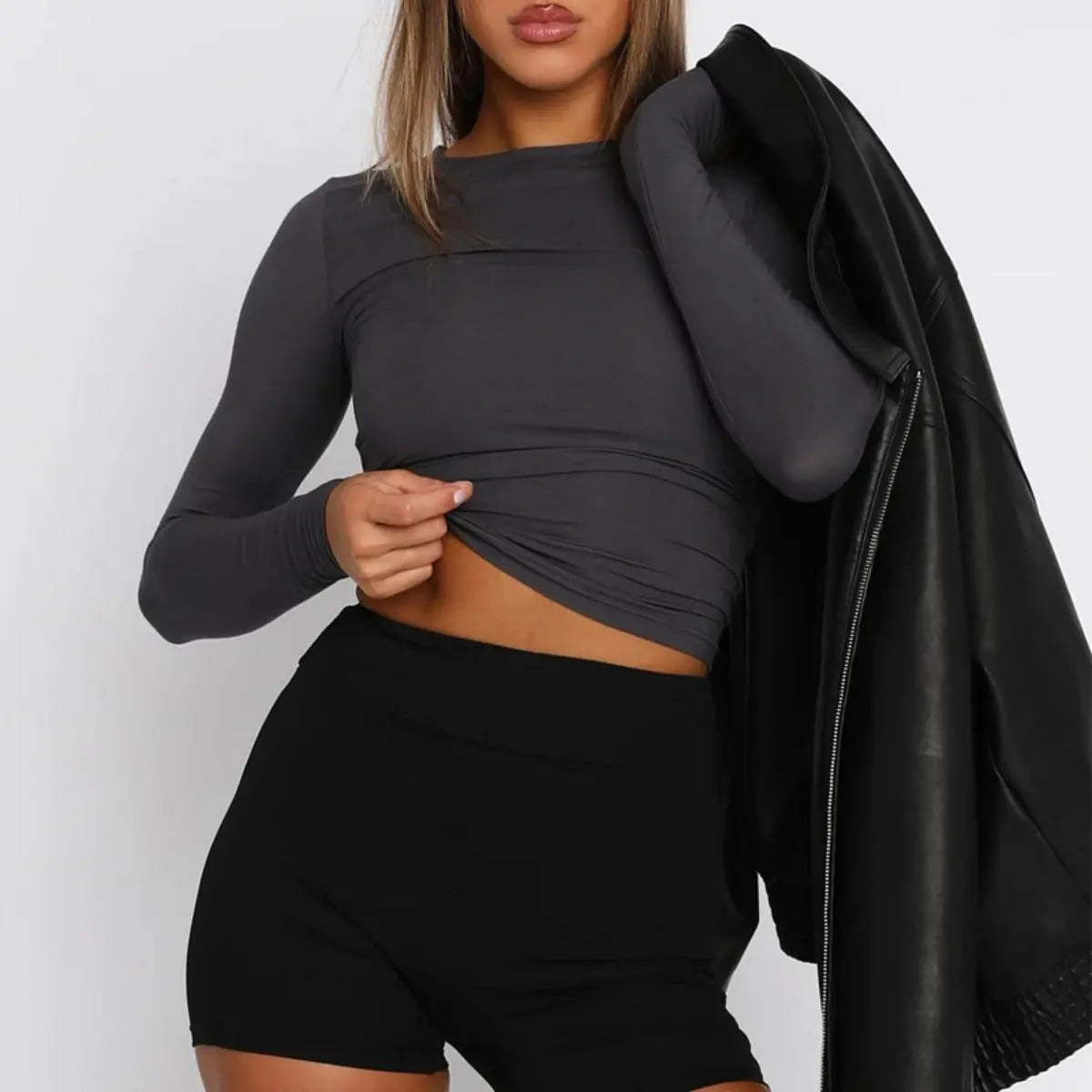 Long Sleeve Bodycon T-Shirt - Sleek & Stylish Fit