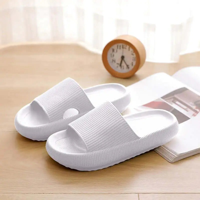 Unisex Ergonomic Cloud Pillow Slippers - Comfort and Style