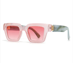 Chic Retro Sunglasses for Women - Colorful & Stylish Eyewear