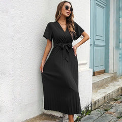 Chic Midi Pleated Diana Dress - Short Sleeve Elegance