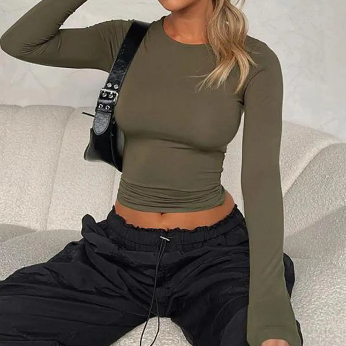 Long Sleeve Bodycon T-Shirt - Sleek & Stylish Fit