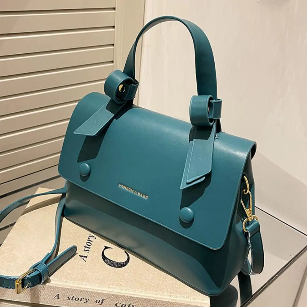 Elegant Vintage Square Bag - Retro Chic Style