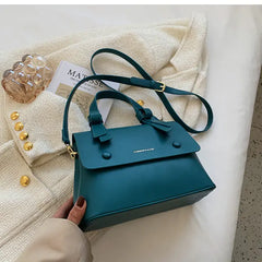 Elegant Vintage Square Bag - Retro Chic Style