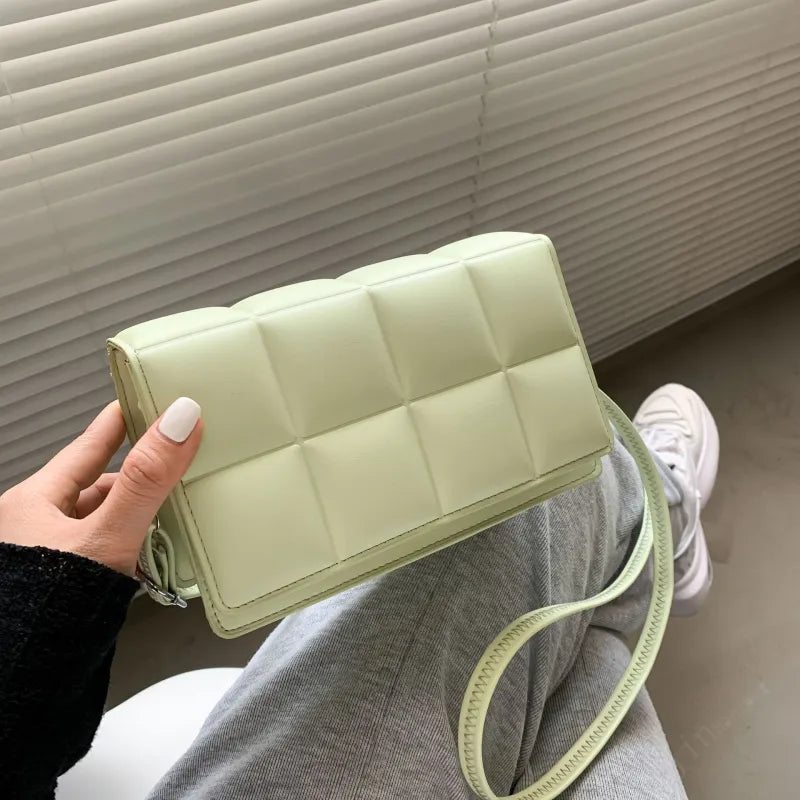 Elegant Retro Shoulder Bag