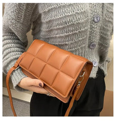 Elegant Retro Shoulder Bag