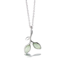Elegant Leaf Design Ring - Nature Inspired