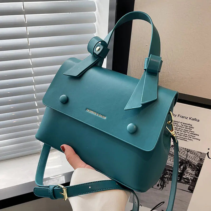 Elegant Vintage Square Bag - Retro Chic Style