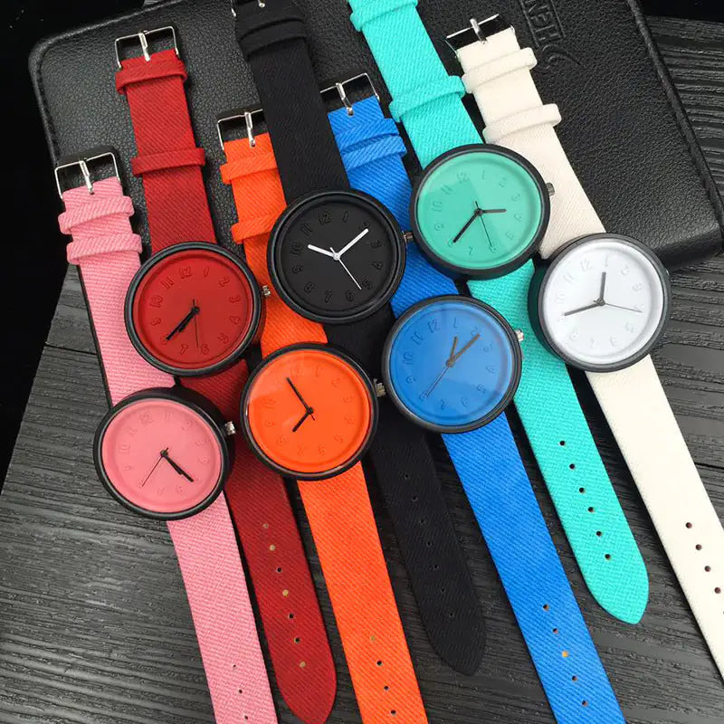 Elegant Women's Quartz Watch with PU Leather Strap